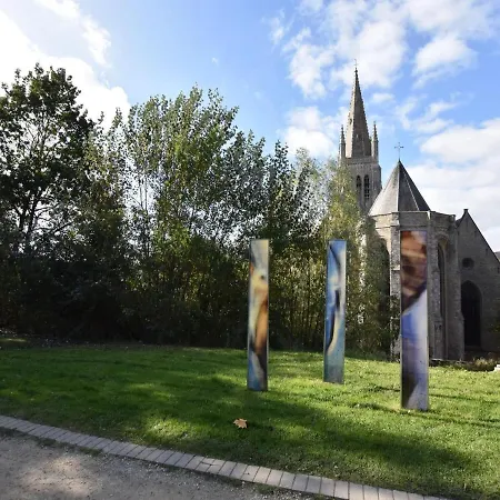 Holiday home Classic Mansion In With Fenced Garden Poperinge